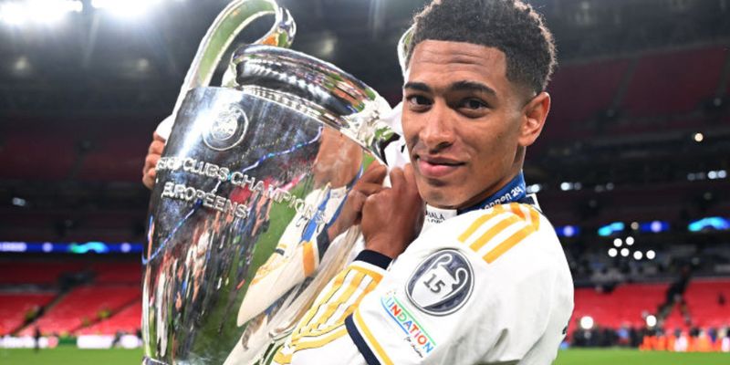 Champions League sân khấu của những huyền thoại
