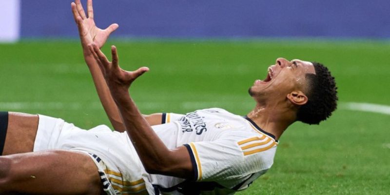 Jude Bellingham chấn thương